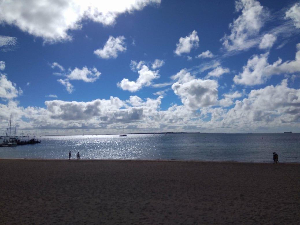 Eight on the Beach, Rockingham