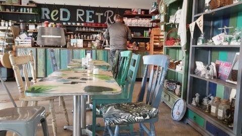 Red Retro Cafe, Currambine
